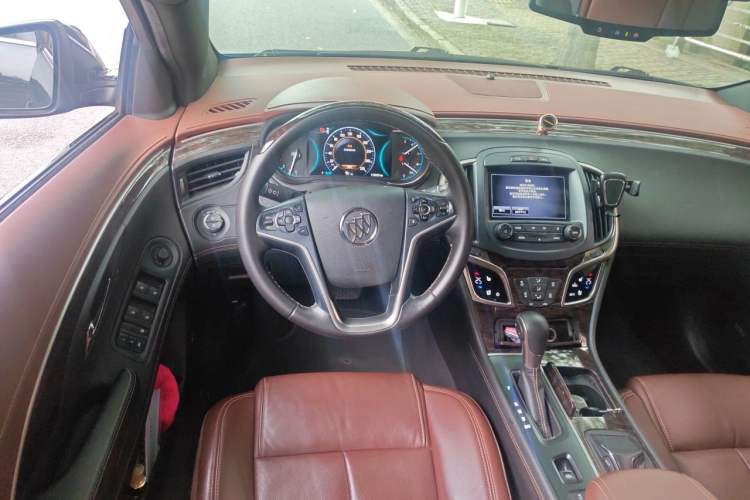 Used Buick LaCrosse 2014 2.0T SIDI Smart Luxury Flagship Edition Steering Wheel