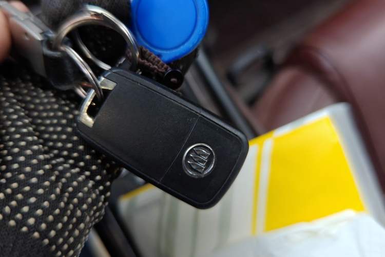 Used Buick LaCrosse 2014 2.0T SIDI Elite Tech Version Vehicle Key