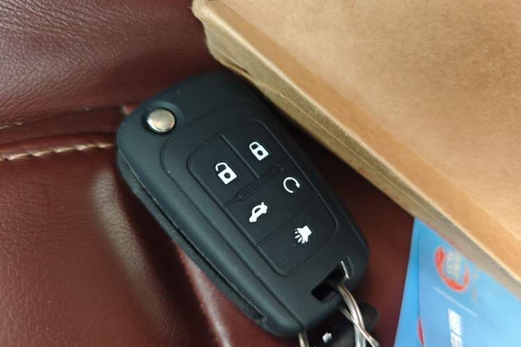 Used Buick LaCrosse 2014 2.0T SIDI Elite Tech Version Vehicle Key