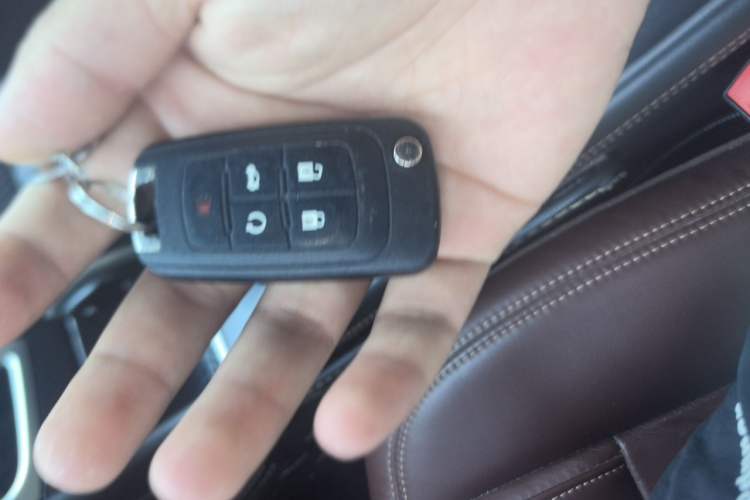 Used Buick LaCrosse 2014 2.0T SIDI Elite Tech Version Vehicle Key