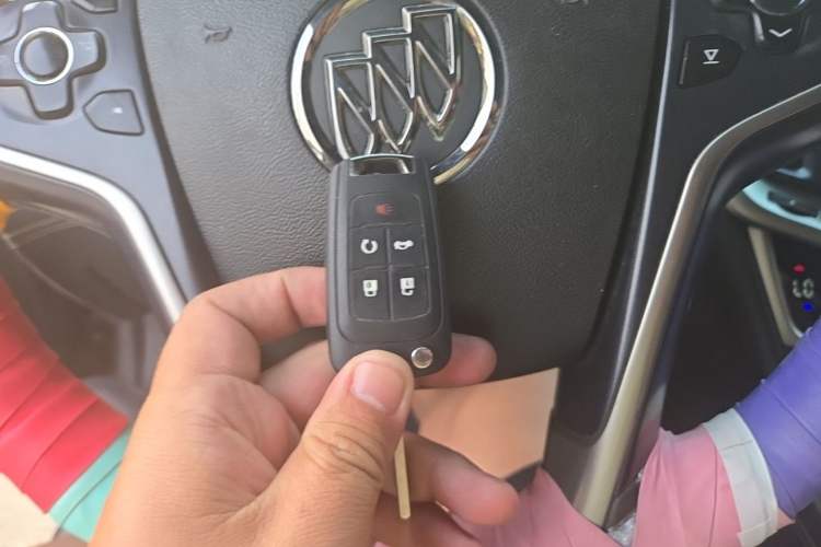 Used Buick LaCrosse 2014 2.0T SIDI Elite Tech Version Vehicle Key