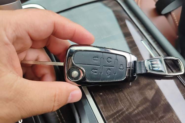 Used Buick LaCrosse 2014 2.0T SIDI Elite Tech Version Vehicle Key