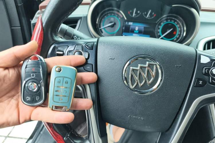 Used Buick LaCrosse 2014 2.0T SIDI Elite Tech Version Vehicle Key