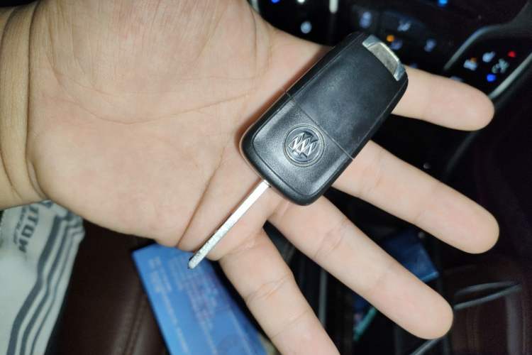 Used Buick LaCrosse 2014 2.0T SIDI Elite Tech Version Vehicle Key