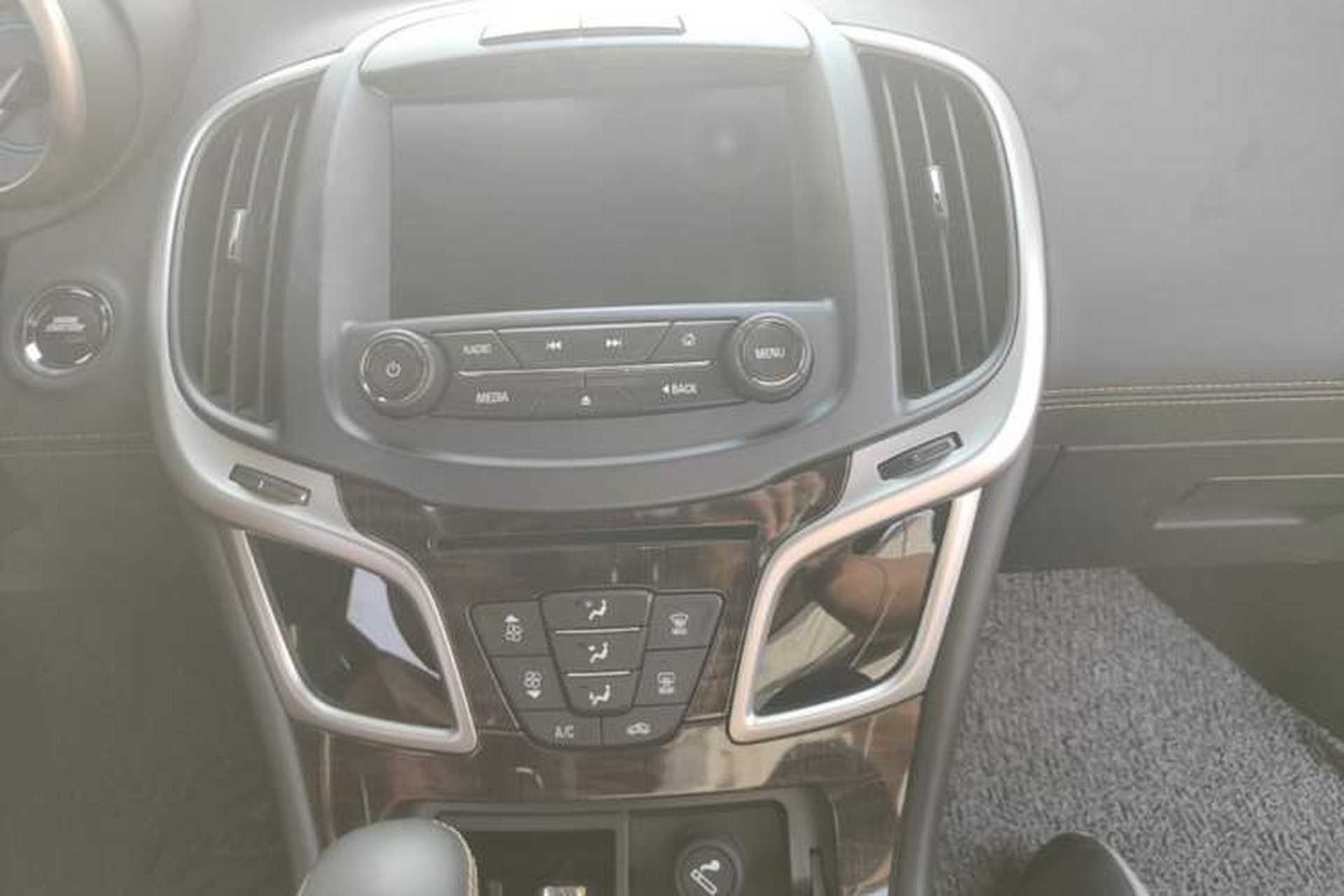 Used Buick LaCrosse 2014 2.0T SIDI Elite Tech Version Audio And AC Panel