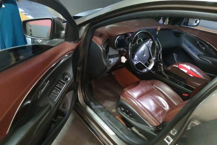 Used Buick LaCrosse 2014 2.0T SIDI Elite Tech Version Driver Seat