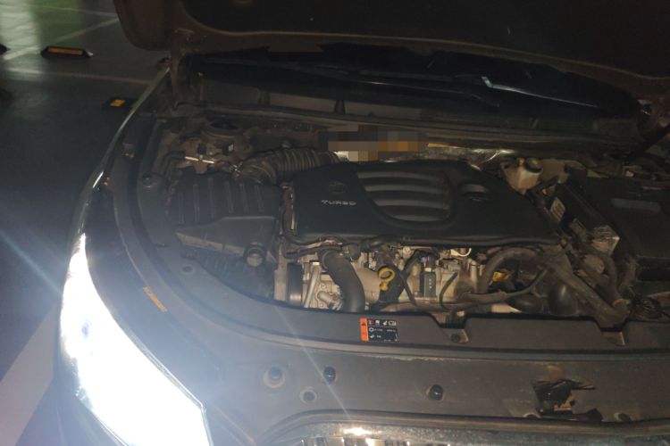 Used Buick LaCrosse 2014 2.0T SIDI Smart Luxury Flagship Edition Engine Bay Right