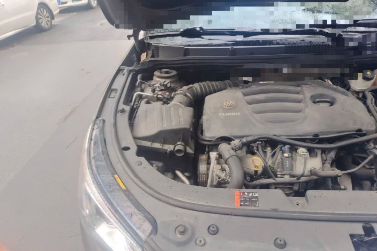 Used Buick LaCrosse 2014 2.0T SIDI Smart Luxury Flagship Edition Engine Bay Right