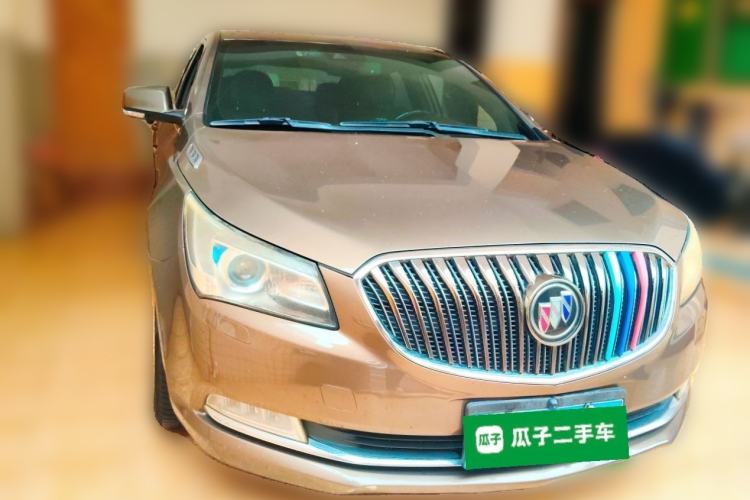 Used Buick LaCrosse 2014 2.0T SIDI Smart Luxury Flagship Edition Front Right 45 Deg