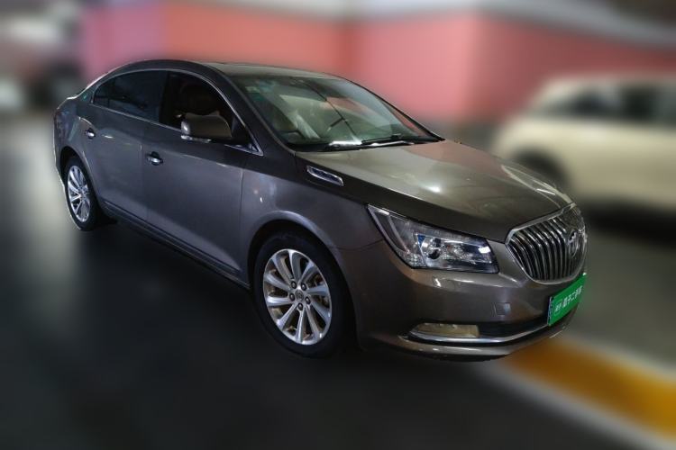 Used Buick LaCrosse 2014 2.0T SIDI Elite Tech Version Front Right 45 Deg