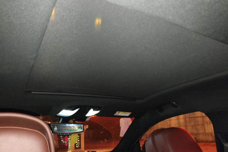Used Buick LaCrosse 2014 2.0T SIDI Elite Tech Version Headliner