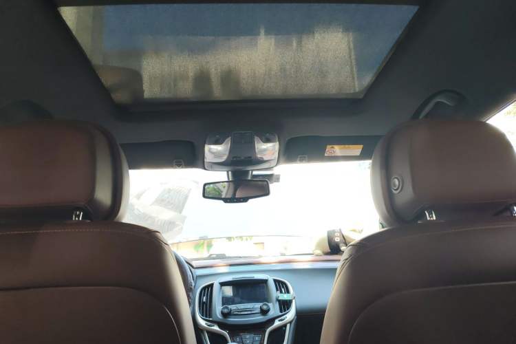 Used Buick LaCrosse 2014 2.0T SIDI Elite Tech Version Headliner