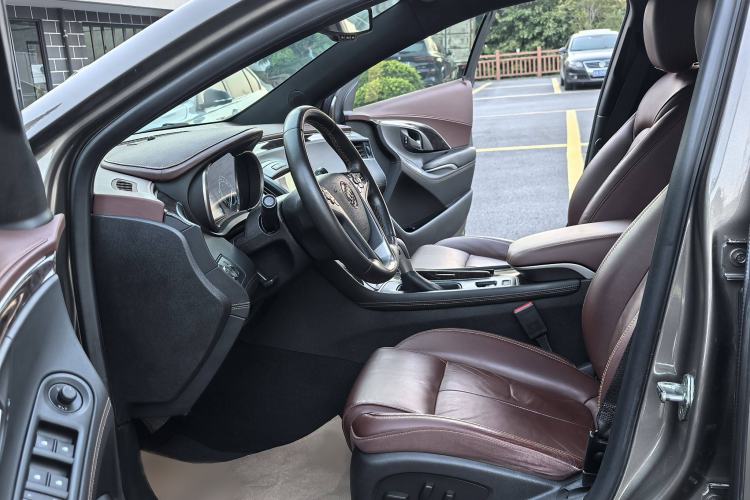 Used Buick LaCrosse 2014 2.0T SIDI Elite Tech Version Interior 2