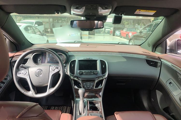 Used Buick LaCrosse 2014 2.0T SIDI Smart Luxury Flagship Edition Interior 2