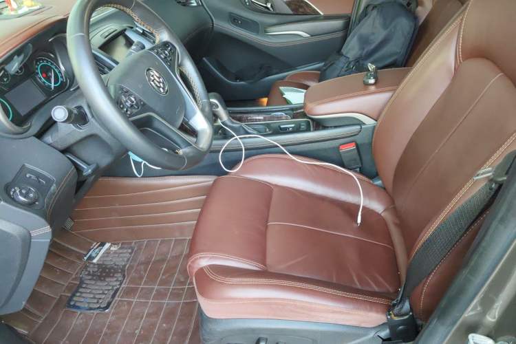Used Buick LaCrosse 2014 2.0T SIDI Elite Tech Version Left Front Seat