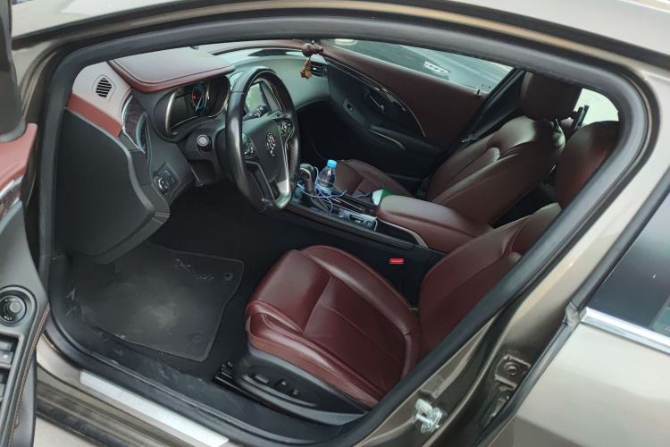 Used Buick LaCrosse 2014 2.0T SIDI Elite Tech Version Left Front Seat