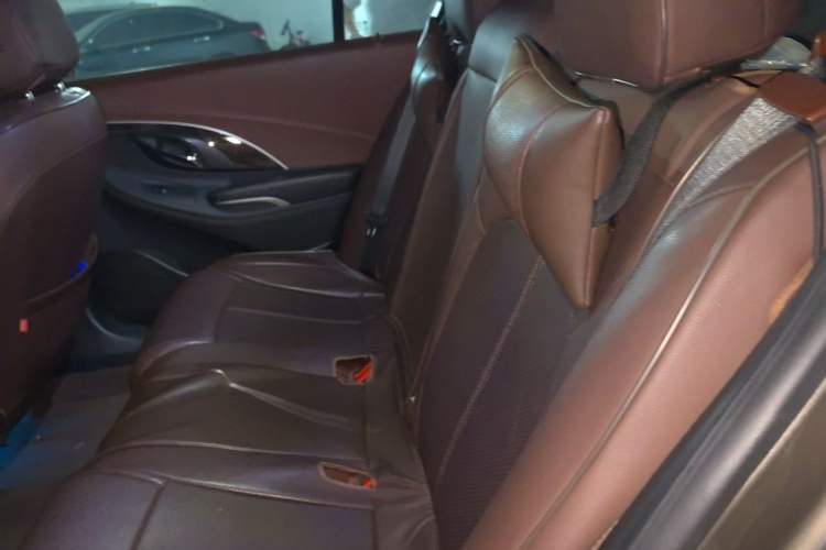 Used Buick LaCrosse 2014 2.0T SIDI Elite Tech Version Left Rear Seat
