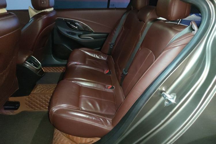 Used Buick LaCrosse 2014 2.0T SIDI Elite Tech Version Left Rear Seat