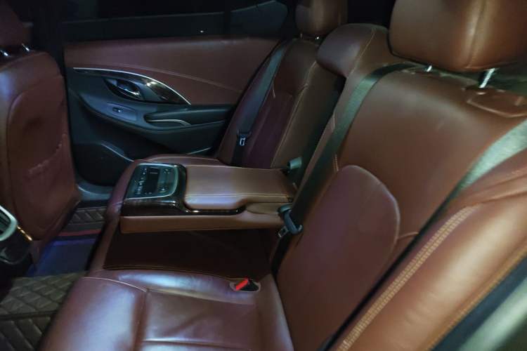 Used Buick LaCrosse 2014 2.0T SIDI Elite Tech Version Left Rear Seat