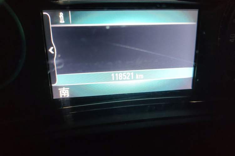 Used Buick LaCrosse 2014 2.0T SIDI Elite Tech Version Odometer Close Up