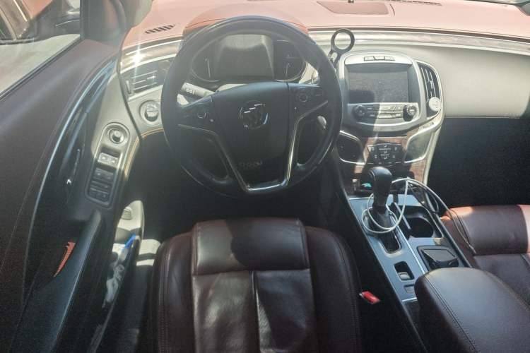 Used Buick LaCrosse 2014 2.0T SIDI Smart Luxury Flagship Edition Steering Wheel
