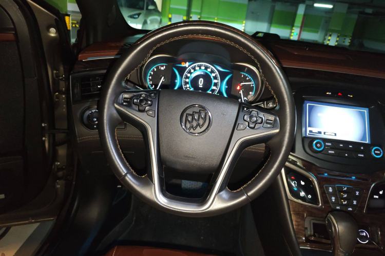 Used Buick LaCrosse 2014 2.0T SIDI Smart Luxury Flagship Edition Steering Wheel