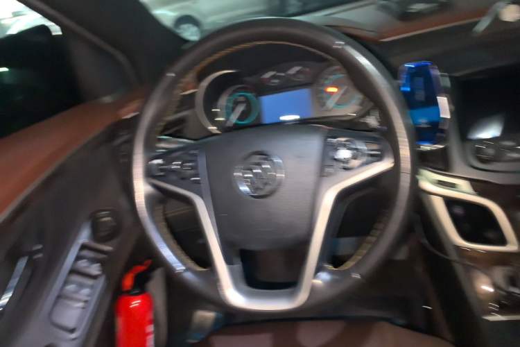 Used Buick LaCrosse 2014 2.0T SIDI Elite Tech Version Steering Wheel