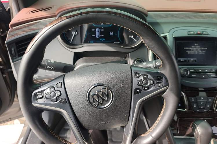 Used Buick LaCrosse 2014 2.0T SIDI Smart Luxury Flagship Edition Steering Wheel