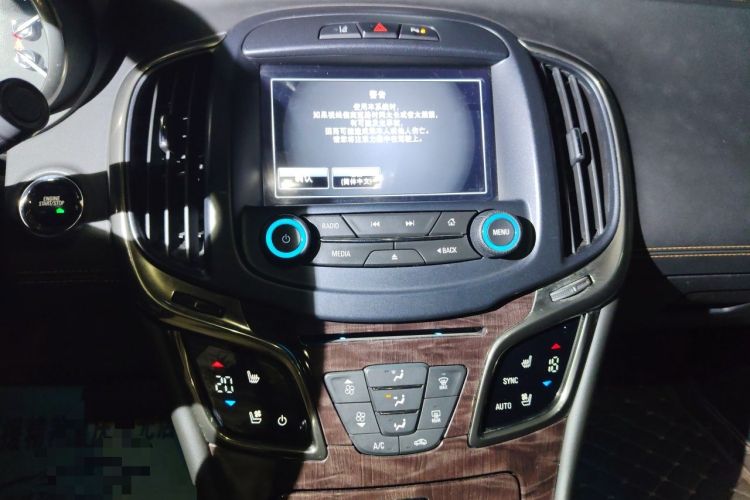 Used Buick LaCrosse 2014 2.0T SIDI Smart Luxury Flagship Edition Audio And AC Panel