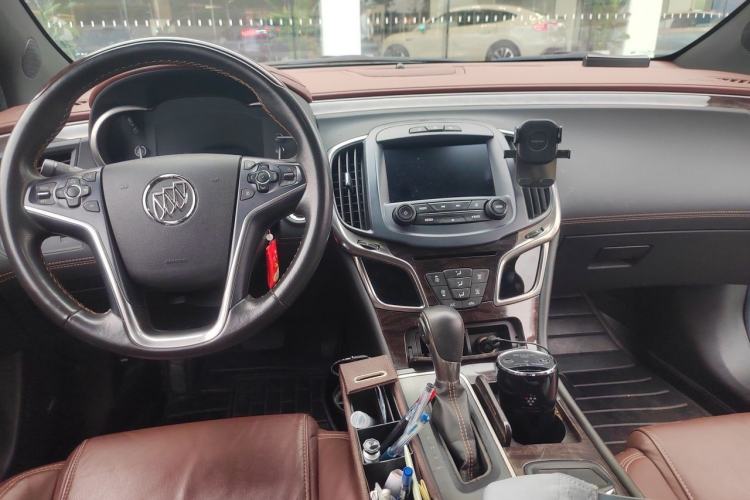 Used Buick LaCrosse 2014 2.0T SIDI Smart Luxury Flagship Edition Center Console