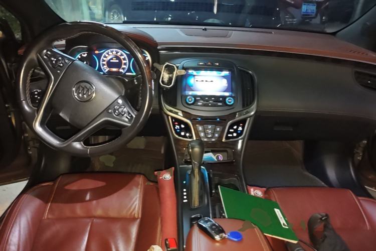 Used Buick LaCrosse 2014 2.0T SIDI Smart Luxury Flagship Edition Center Console