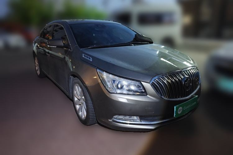 Used Buick LaCrosse 2014 2.0T SIDI Smart Luxury Flagship Edition Front Right 45 Deg