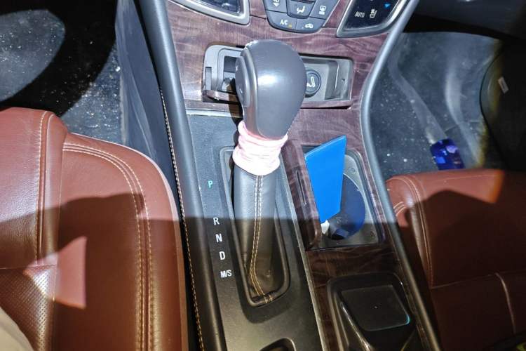 Used Buick LaCrosse 2014 2.0T SIDI Smart Luxury Flagship Edition Gear Lever