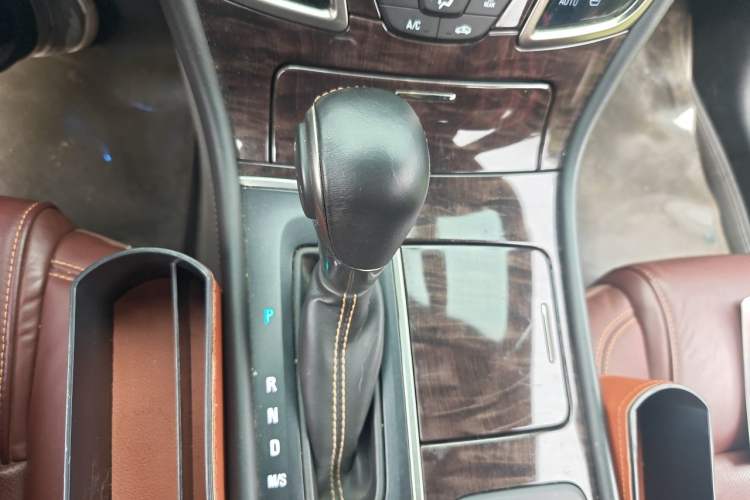 Used Buick LaCrosse 2014 2.0T SIDI Smart Luxury Flagship Edition Gear Lever