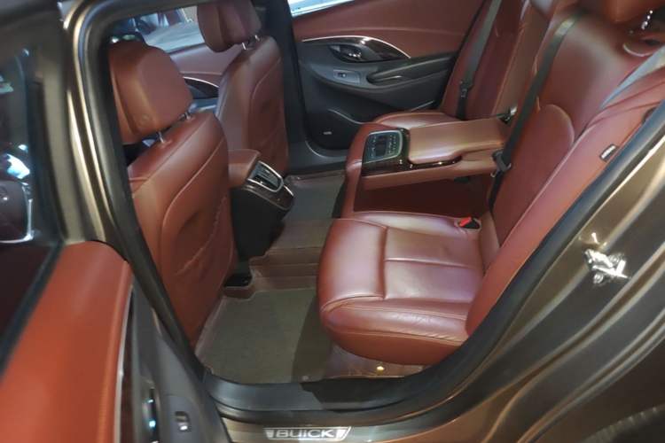 Used Buick LaCrosse 2014 2.0T SIDI Smart Luxury Flagship Edition Left Rear Seat