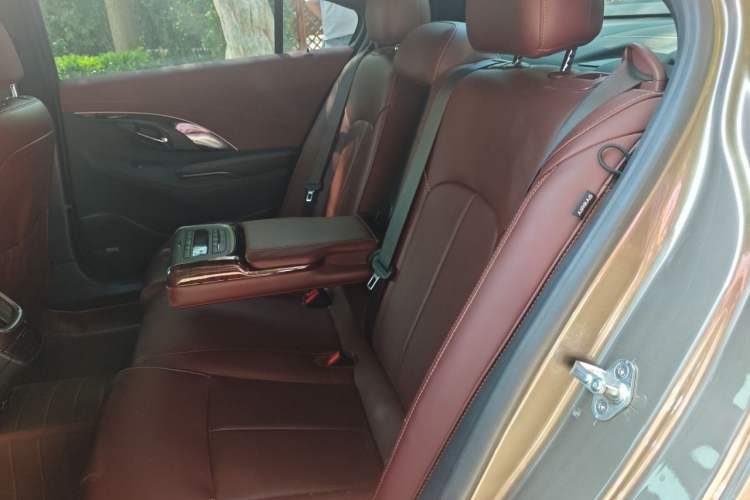 Used Buick LaCrosse 2014 2.0T SIDI Smart Luxury Flagship Edition Left Rear Seat
