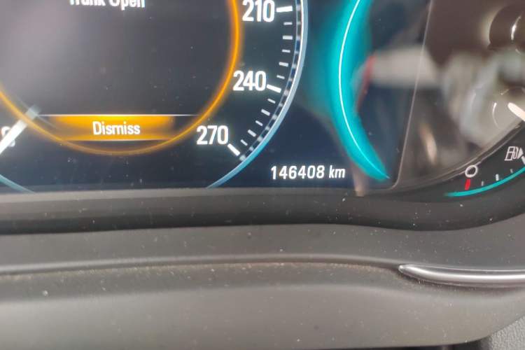Used Buick LaCrosse 2014 2.0T SIDI Smart Luxury Flagship Edition Odometer Close Up