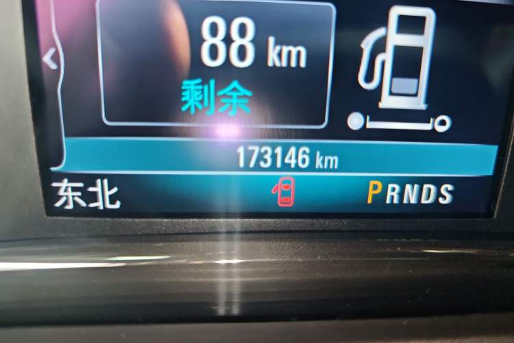 Used Buick LaCrosse 2014 2.0T SIDI Elite Tech Version Odometer Close Up
