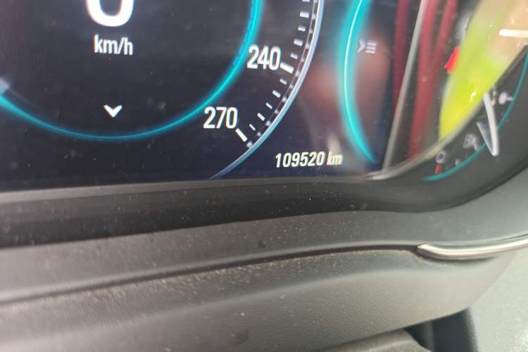 Used Buick LaCrosse 2014 2.0T SIDI Smart Luxury Flagship Edition Odometer Close Up