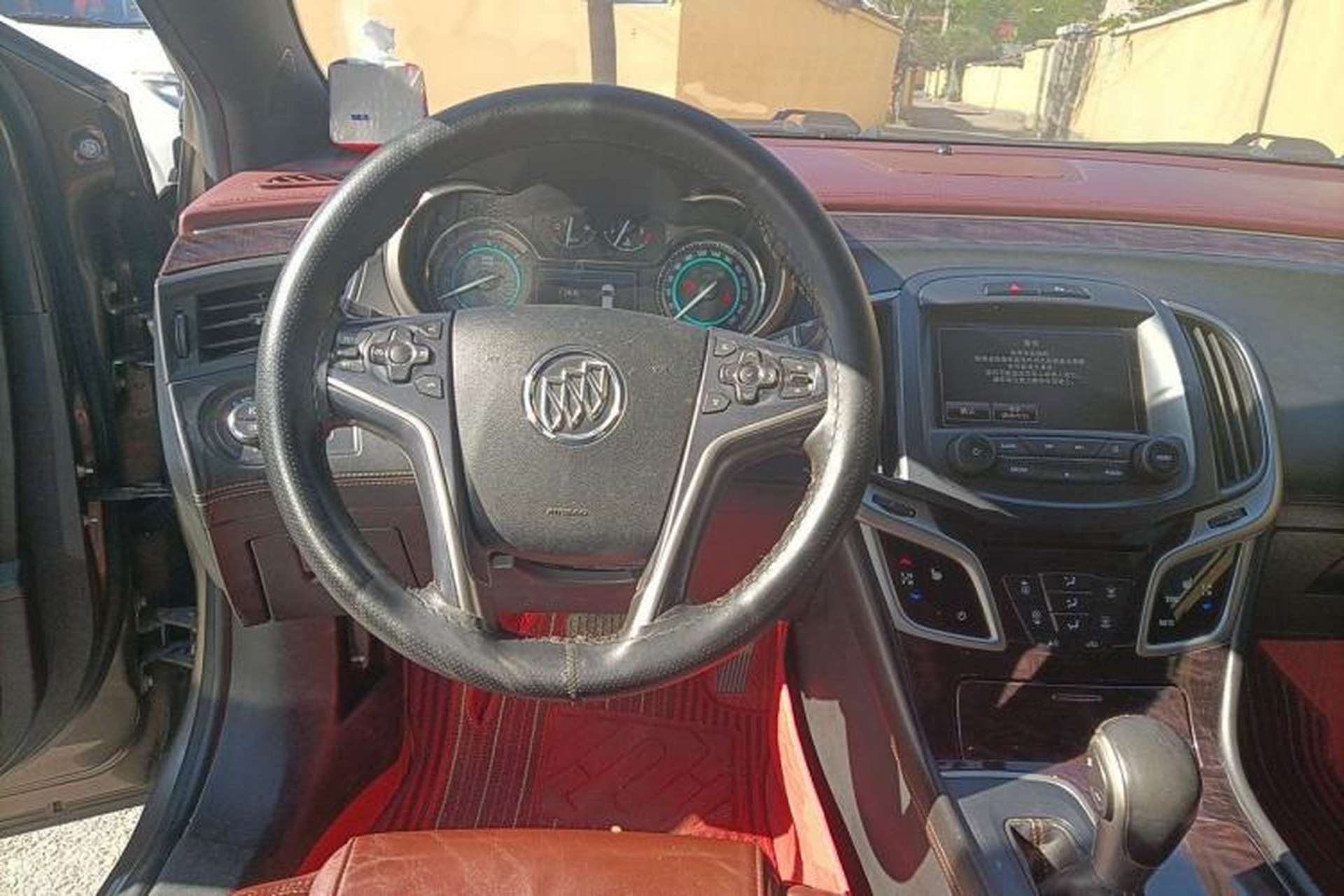 Used Buick LaCrosse 2014 2.0T SIDI Elite Tech Version Steering Wheel