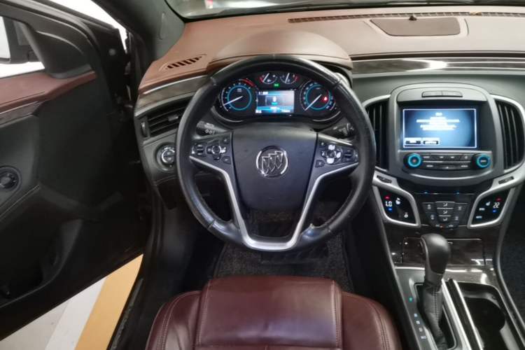 Used Buick LaCrosse 2014 2.0T SIDI Elite Tech Version Steering Wheel
