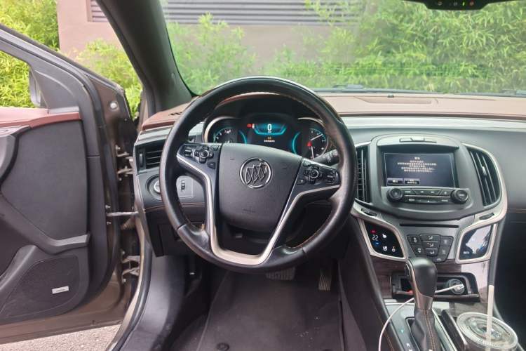 Used Buick LaCrosse 2014 2.0T SIDI Smart Luxury Flagship Edition Steering Wheel