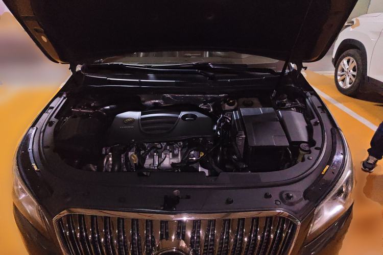 Used Buick LaCrosse 2014 2.0T SIDI Smart Luxury Flagship Edition Engine Bay