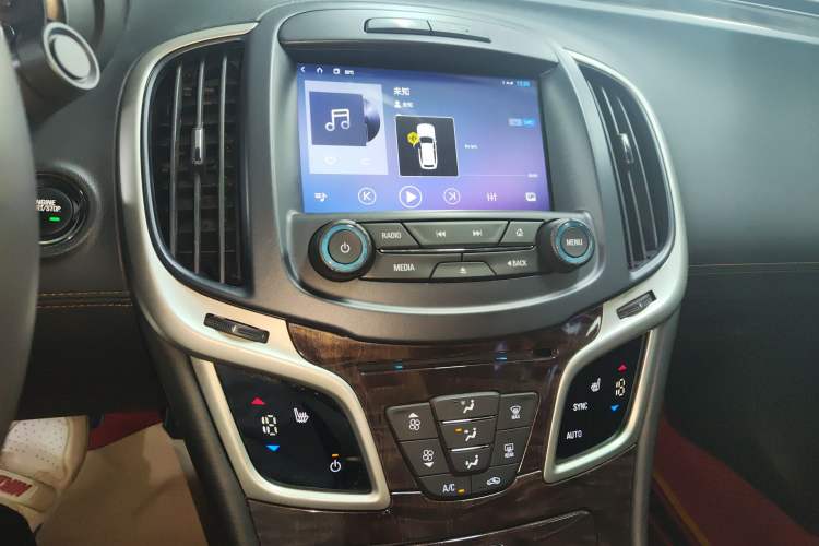 Used Buick LaCrosse 2014 2.0T SIDI Elite Tech Version Audio And AC Panel