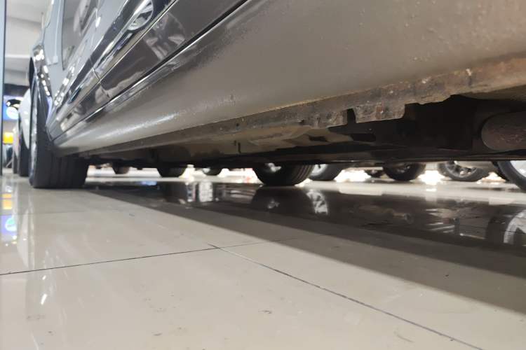 Used Buick LaCrosse 2014 2.0T SIDI Elite Tech Version Chassis Rear Left