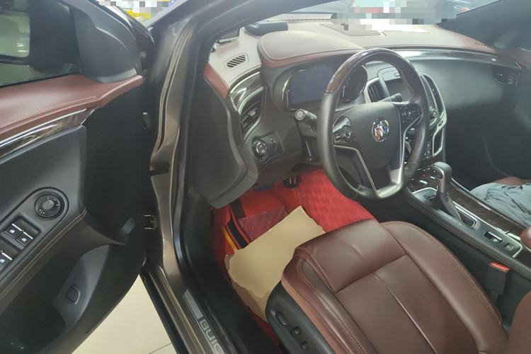 Used Buick LaCrosse 2014 2.0T SIDI Elite Tech Version Driver Seat