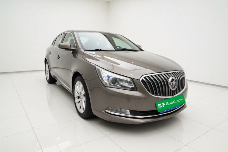 Used Buick LaCrosse 2014 2.0T SIDI Elite Tech Version Front Right 45 Deg