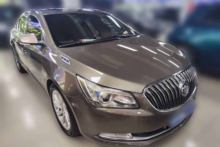 Used Buick LaCrosse 2014 2.0T SIDI Elite Tech Version Front Right 45 Deg