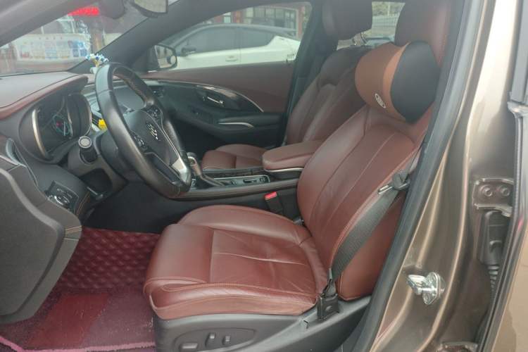 Used Buick LaCrosse 2014 2.0T SIDI Elite Tech Version Left Front Seat
