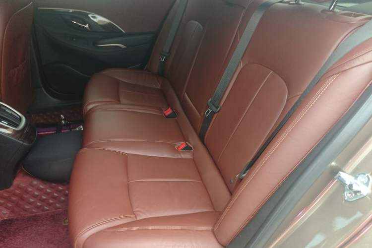 Used Buick LaCrosse 2014 2.0T SIDI Elite Tech Version Left Rear Seat